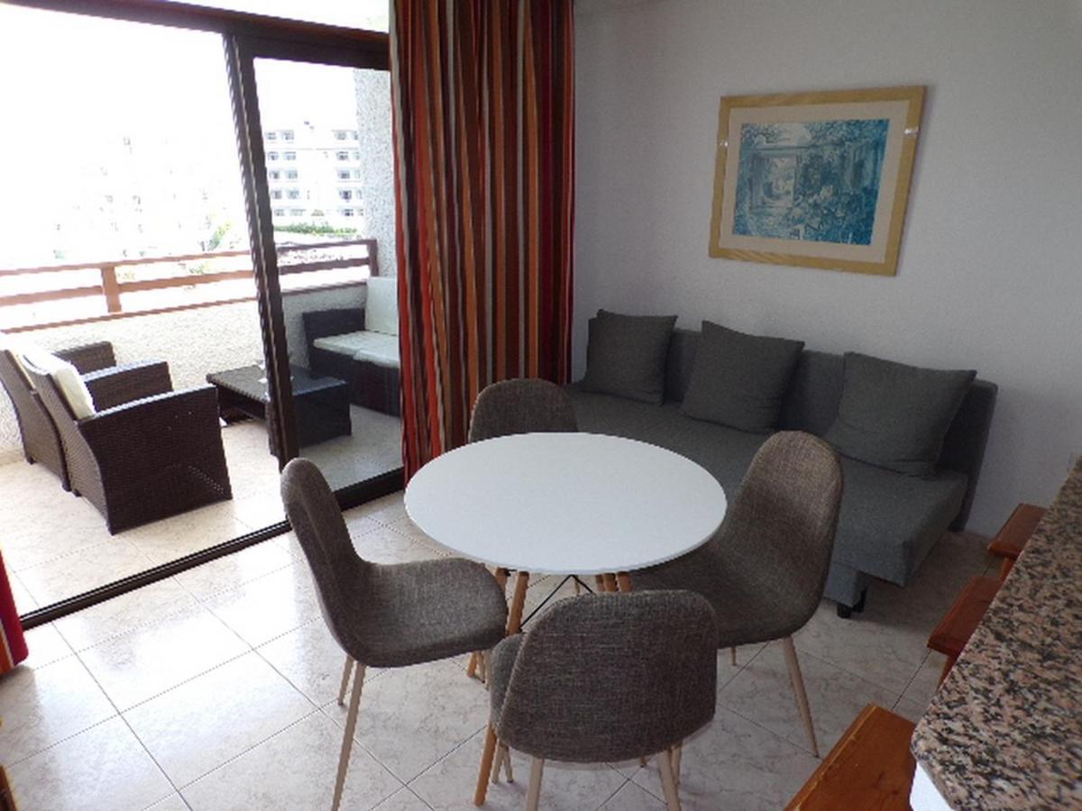 Appartement Juncos 403 *